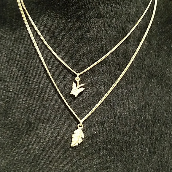 Gold costume necklace, with 2 length chain. - Picture 1 of 4